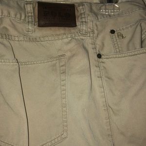 RALPH LAUREN KHAKI JEANS. 46W 30 L